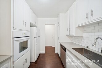 105 S Orlando Ave in Los Angeles, CA - Building Photo - Building Photo