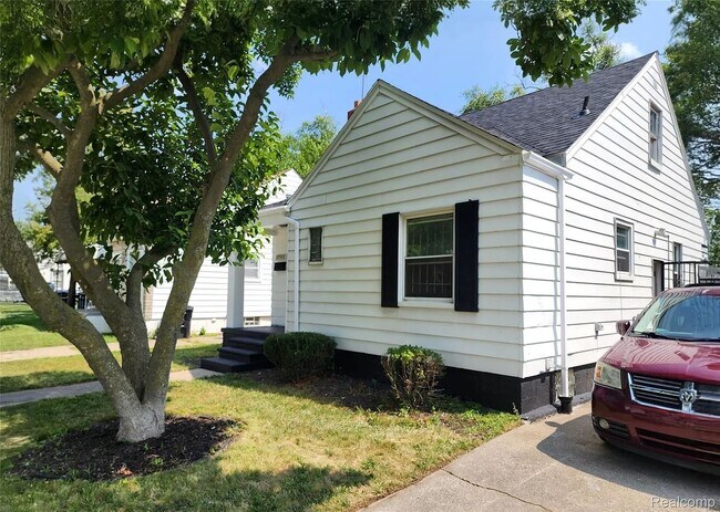 19948 Moenart St in Detroit, MI - Building Photo - Building Photo
