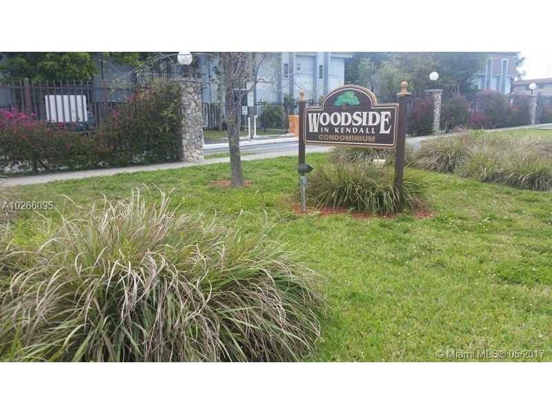 9651 SW 77th Ave in Miami, FL - Building Photo