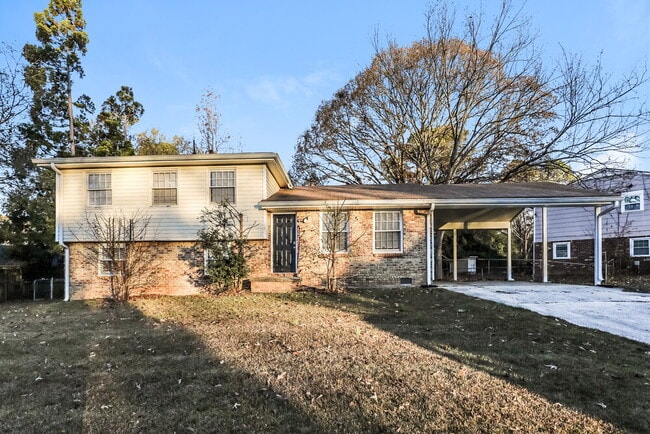 property at 5789 Northfield Dr