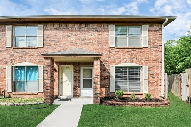 2207 Bauer Dr in Houston, TX - Building Photo - Building Photo