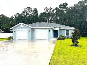 12 Seton Pl in Palm Coast, FL - Building Photo - Building Photo