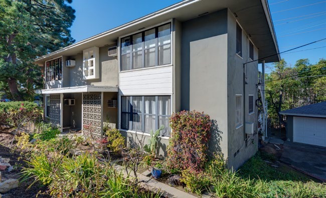 175 Mockingbird Ln in South Pasadena, CA - Building Photo