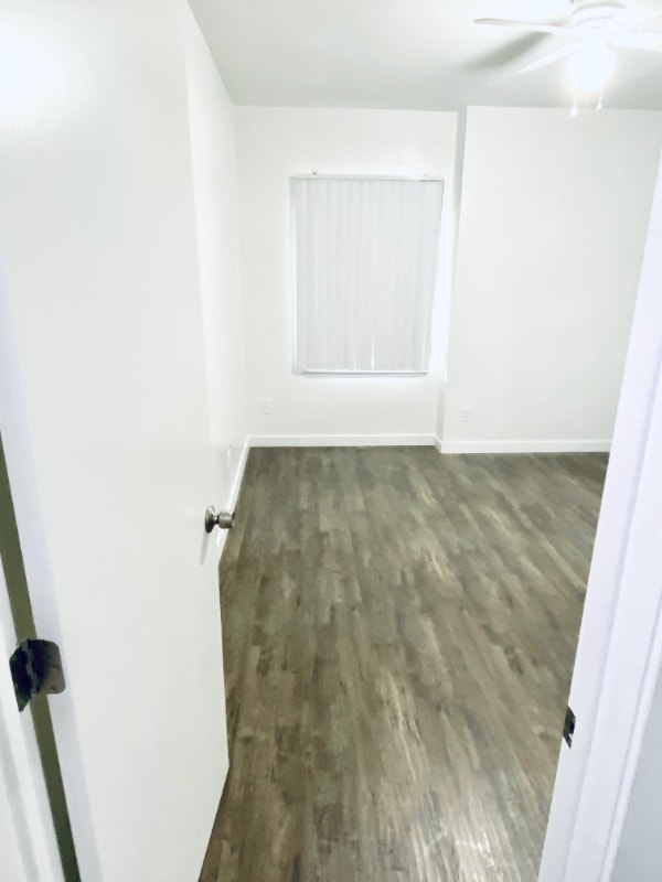 14711 Erwin St in Los Angeles, CA - Building Photo - Building Photo