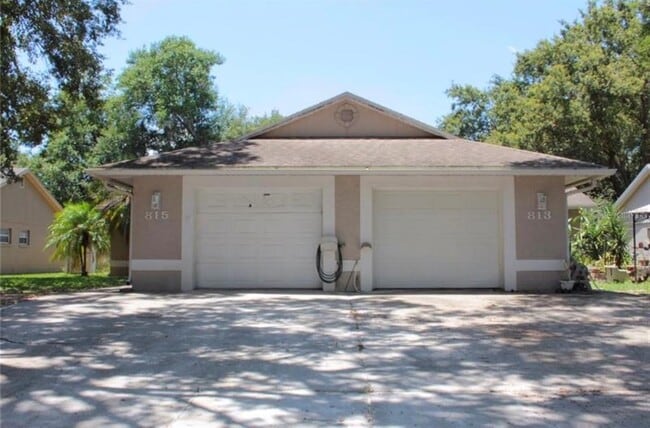 property at 813 Sleepy Harbour Dr