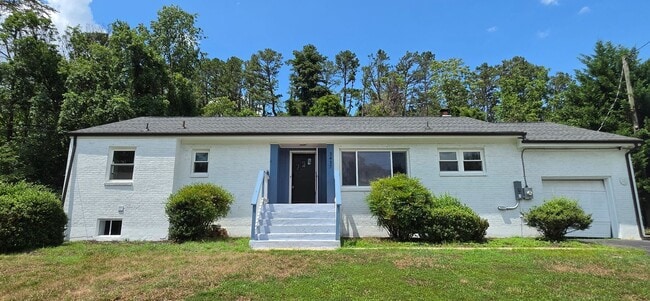 property at 3417 Windsor Rd
