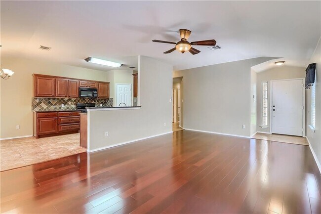3592 Rock Shelf Ln in Round Rock, TX - Building Photo - Building Photo