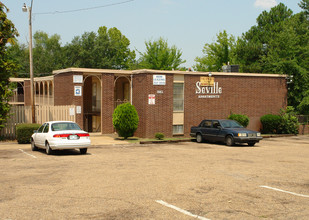 Seville in Jackson, MS - Building Photo - Building Photo