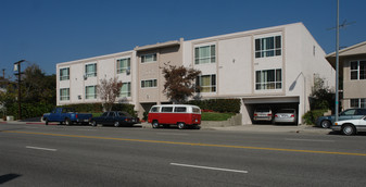 2665 Honolulu Ave Apartments