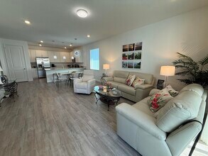 5758 Graceful Wy in Delray Beach, FL - Building Photo - Building Photo