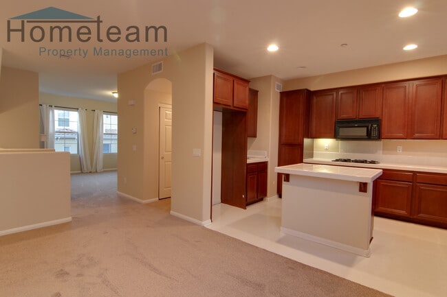 2260 Huntington Point Rd in Chula Vista, CA - Building Photo - Building Photo