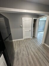 504 W Hackberry St in Fayette, MO - Building Photo - Building Photo