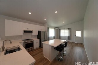 91-1181-1181 Hikulima St in Kapolei, HI - Building Photo - Building Photo