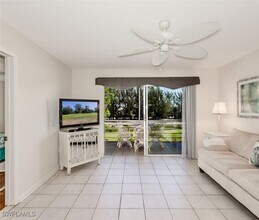 501 Forest Lakes Blvd in Naples, FL - Building Photo - Building Photo