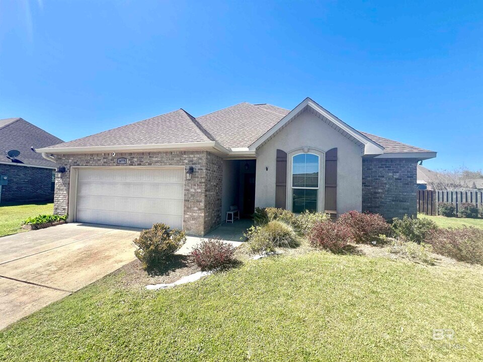 14775 Sonoma Blvd in Silverhill, AL - Building Photo