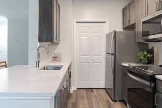 The Ridge in Waltham, MA - Building Photo - Building Photo