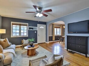 6839 Esther Ln in Cincinnati, OH - Building Photo - Building Photo