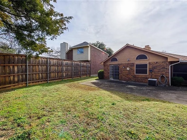 911 Plantation Dr in Lewisville, TX - Building Photo - Building Photo