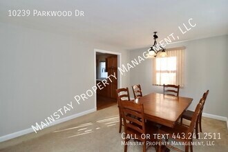 10239 Parkwood Dr in Kensington, MD - Building Photo - Building Photo