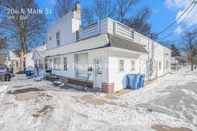 property at 204 N Main St