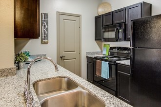 The Lakeshore Apartment Homes in Lake Dallas, TX - Building Photo - Interior Photo