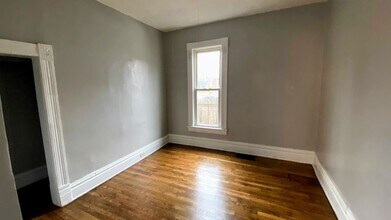 641 Coit Ave NE in Grand Rapids, MI - Building Photo - Building Photo