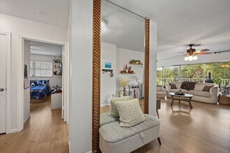 404 Pine Tree Ct in Atlantis, FL - Building Photo - Building Photo