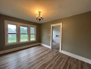 3720 E 61st St in Cleveland, OH - Building Photo - Building Photo