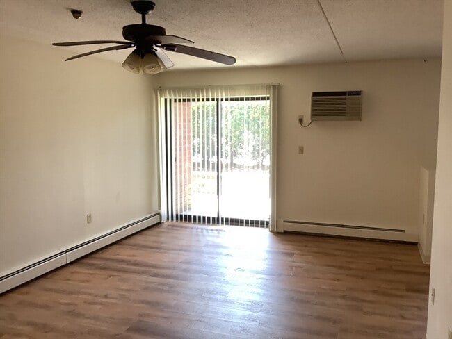 50 Cambridge Rd in Woburn, MA - Building Photo - Building Photo