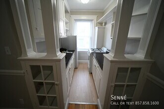 8 Gray St-Unit -8 in Cambridge, MA - Building Photo - Building Photo