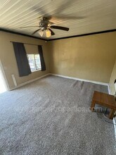 564 W James Lee Blvd in Crestview, FL - Building Photo - Building Photo
