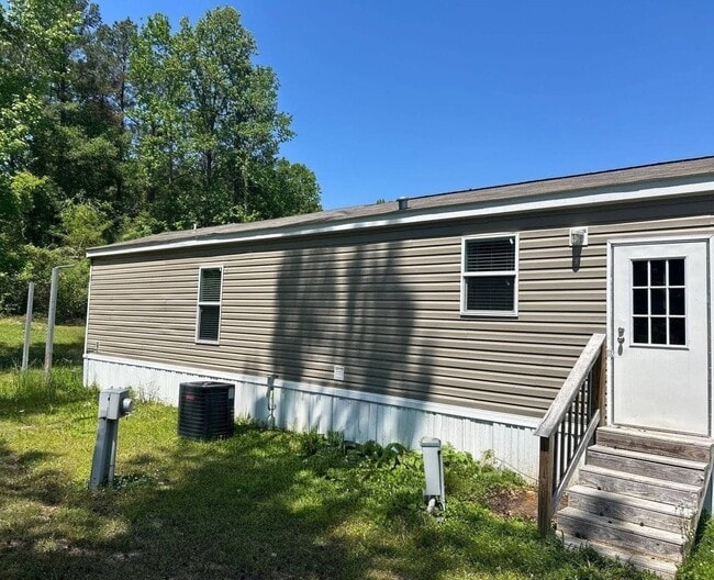 property at 117 Autumn Ln