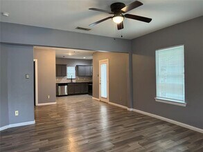 7315 Toland St in Dallas, TX - Building Photo - Building Photo