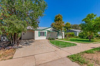 208 W Glenrosa Ave in Phoenix, AZ - Building Photo - Building Photo