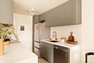 970 Palm Ave in West Hollywood, CA - Building Photo - Building Photo