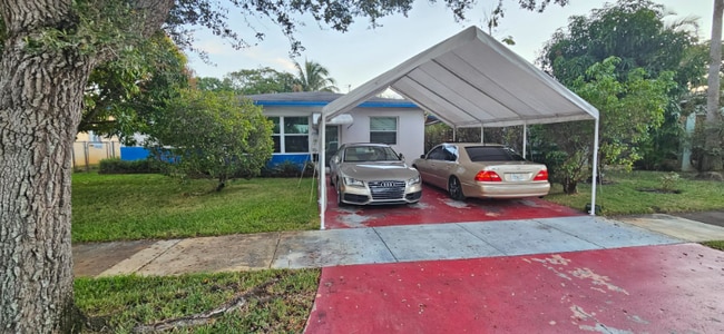 property at 1948 Roosevelt St