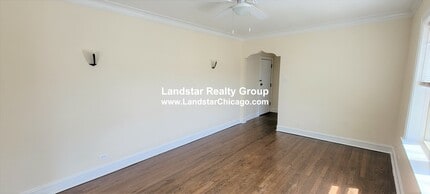 5234 N Rockwell St, Unit 2 in Chicago, IL - Foto de edificio - Building Photo