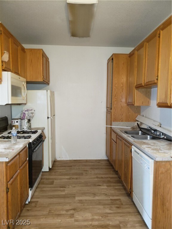 property at 4730 E Craig Rd