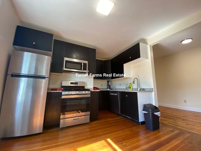 65 Pleasant St, Unit 66 PLEASANT ST UNIT 3