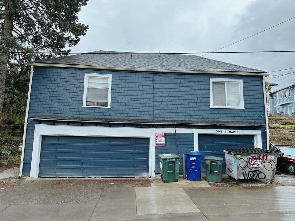 508 E Maple St in Bellingham, WA - Foto de edificio