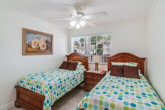 1715 Village Blvd in West Palm Beach, FL - Building Photo - Building Photo