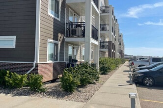 Tesla Estates in Lloydminster, AB - Building Photo - Building Photo