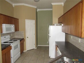 4301 Elms Run Cir in Killeen, TX - Building Photo - Building Photo
