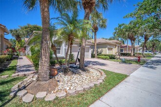 4133 Sapphire Terrace in Weston, FL - Building Photo - Building Photo
