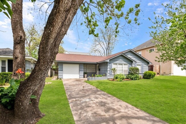 property at 5232 Mimosa Dr