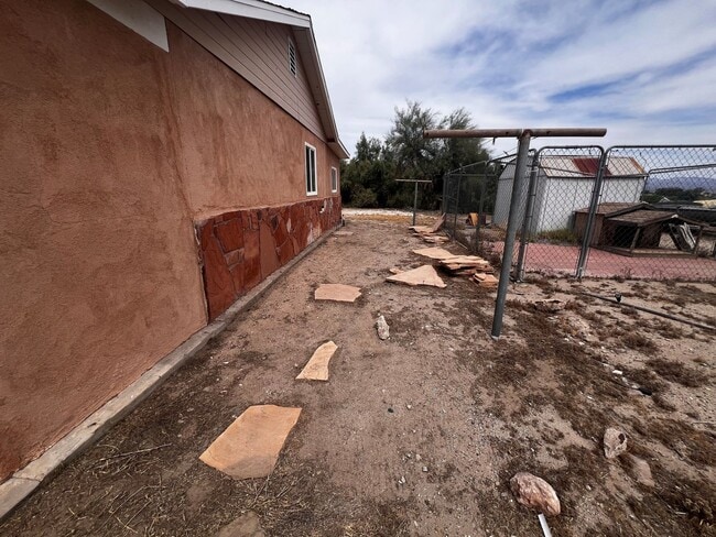 property at 2210 Bush St