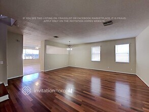 17545 Glenapp Dr in Land O Lakes, FL - Building Photo - Building Photo