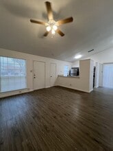 8846 Meadow Range St in San Antonio, TX - Building Photo - Building Photo