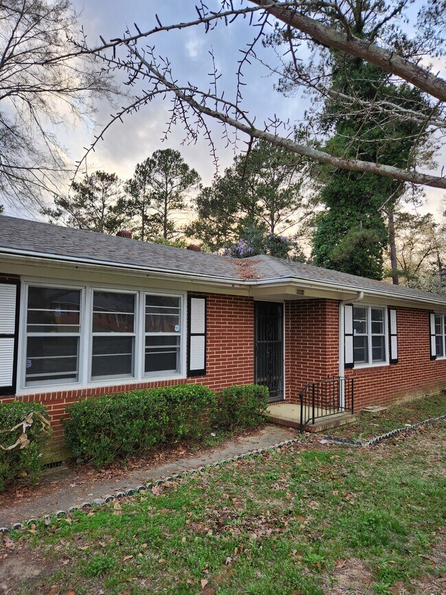 3772 Greenbriar Rd E Rentals in Macon, GA