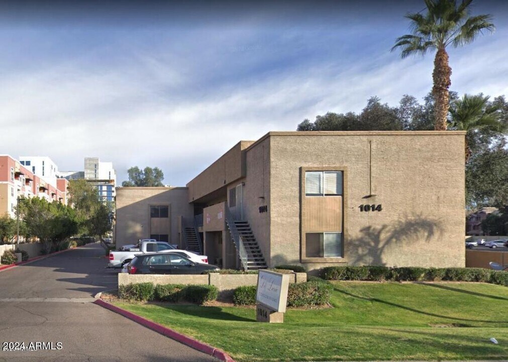 1014 E SPENCE Ave in Tempe, AZ - Building Photo